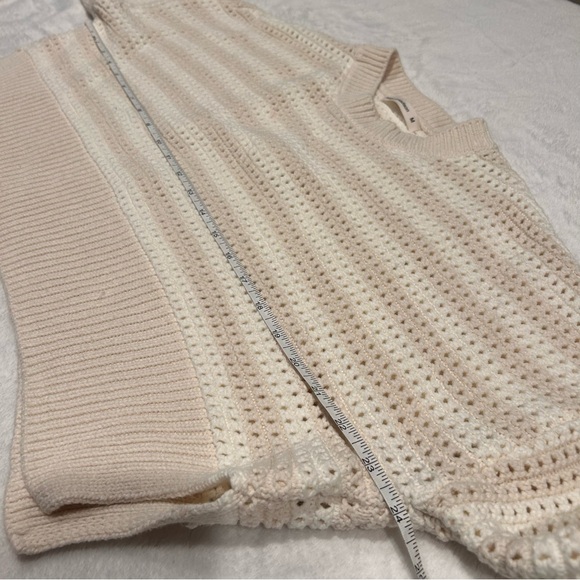 Moon & Madison‎ off-white/cream open knit cropped sweater Size Medium - Picture 7 of 9